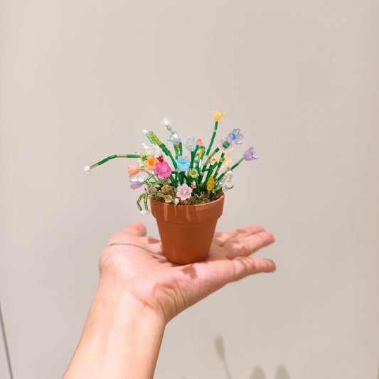 Mini beaded flower pot DIY kit with tiny crystal bead plant