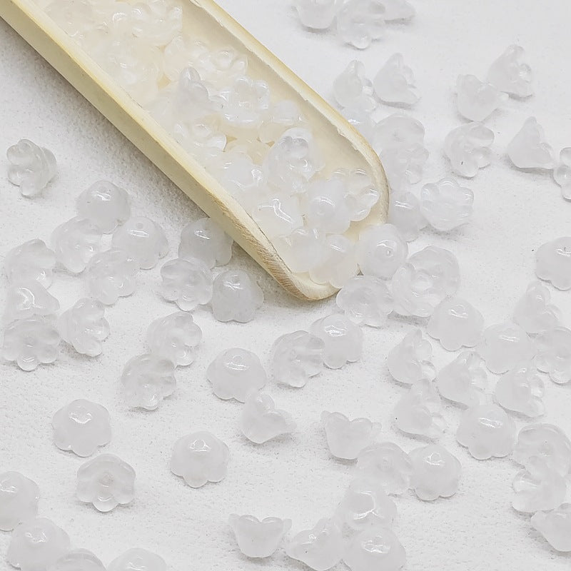 7 x 12 mm glass lily of the valley flower beads in milky white - 50 beads per pack